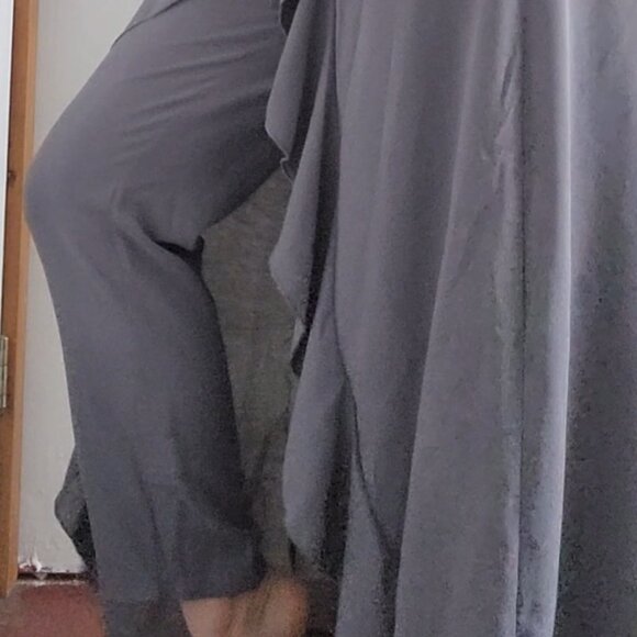 Grey Ruffle Pants with Skirt attatched - Picture 10 of 11